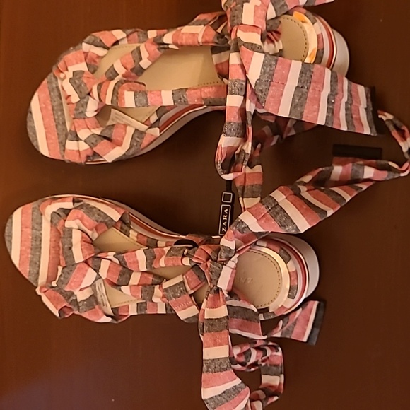Zara Pink and Gray Striped Platform Sandals Size 6 1/2 - Picture 2 of 6